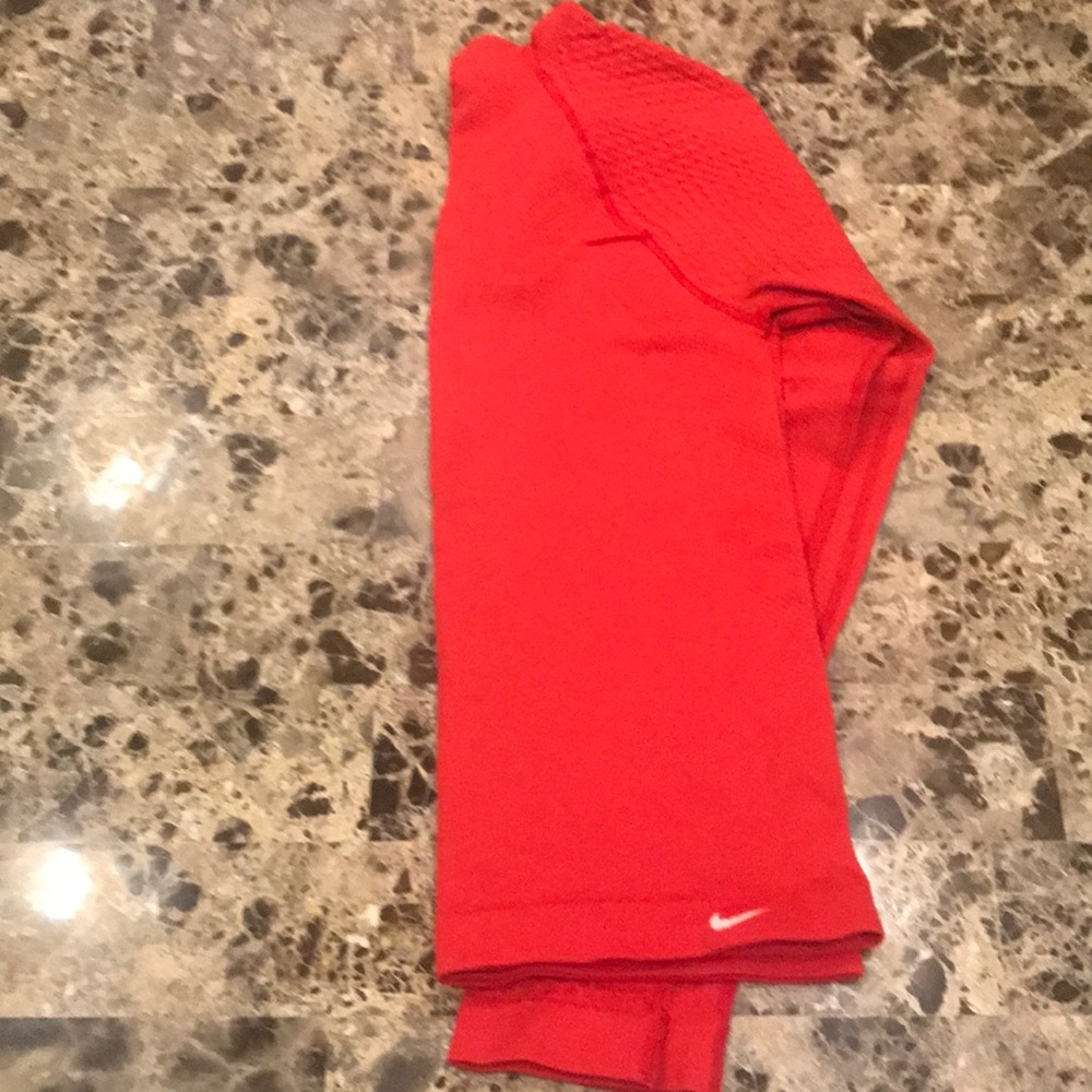 Nike Athletic Red Long Sleeve M/L - Picture 4 of 6